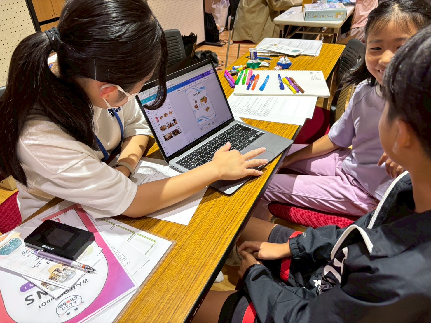 263B6DE9-E9A2-4E77-AE65-62EA211EBEBE